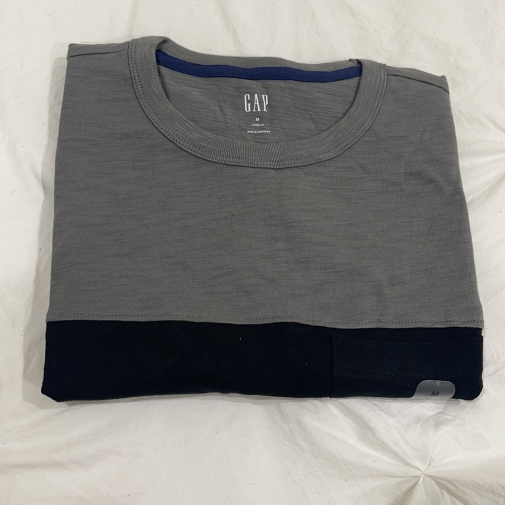 🔥LAST ONE🔥🔲GAP GRAY & BLACK T-SHIRT🔲 - Picture 5 of 7